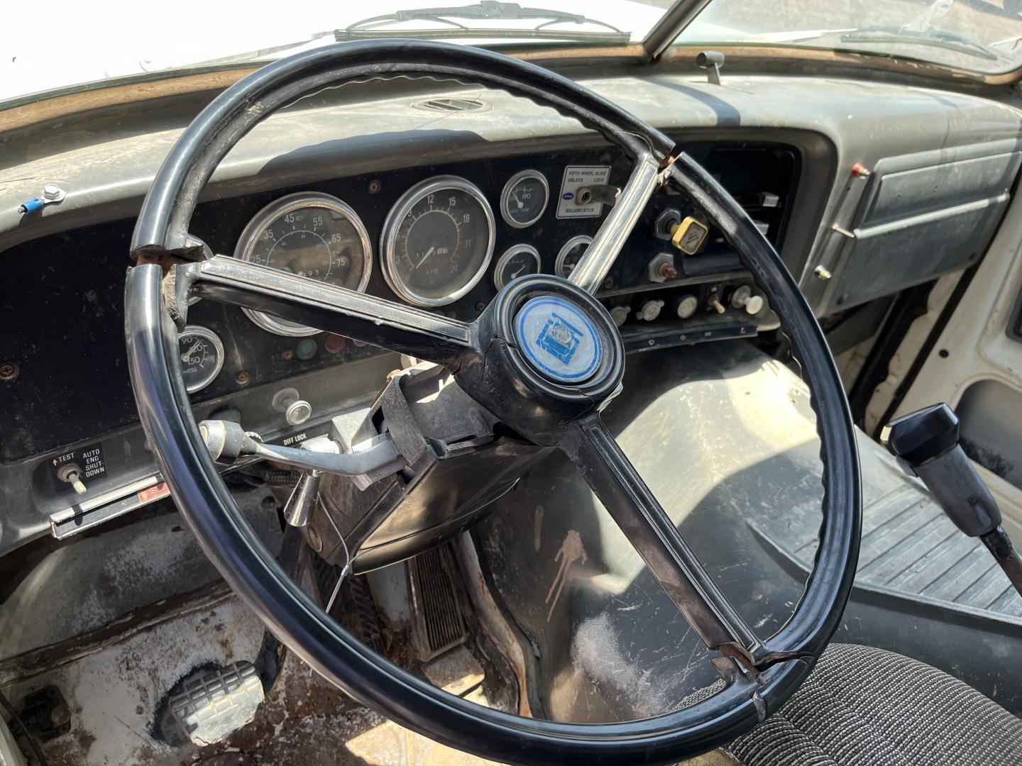 ./imagenes/INVOICE/2019/17659/ROTATOR DUMP TRUCK (27).JPG